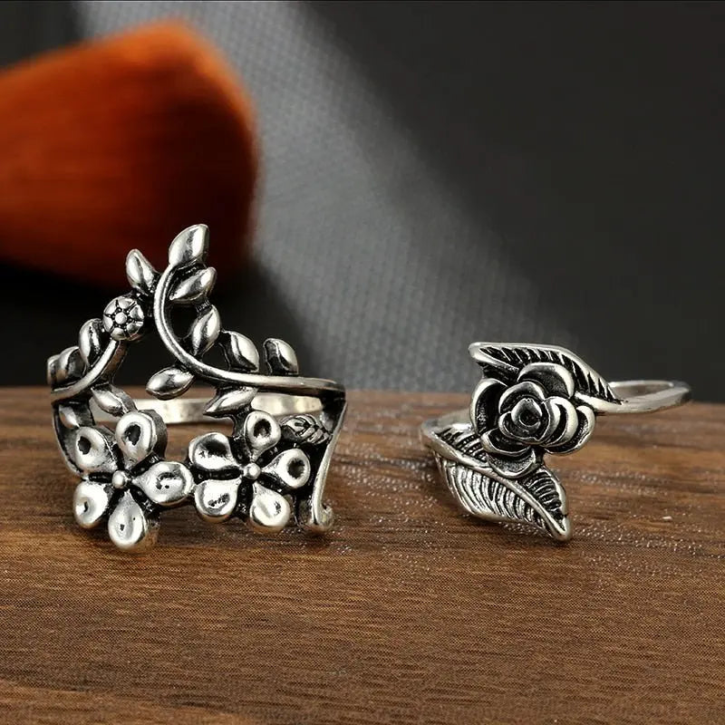 Tocona 4pcs/set Antique Silver Color Vintage Bohemia Ring Set Rose Flower Rings for Women Charm Bohemia Floral Knuckle Ring 6047 8