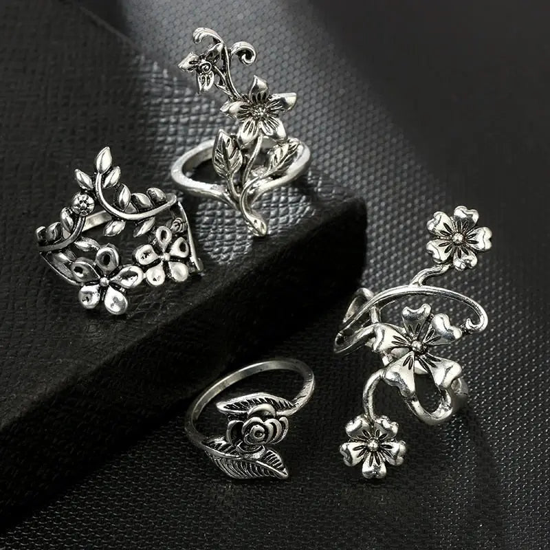 Tocona 4pcs/set Antique Silver Color Vintage Bohemia Ring Set Rose Flower Rings for Women Charm Bohemia Floral Knuckle Ring 6047 5